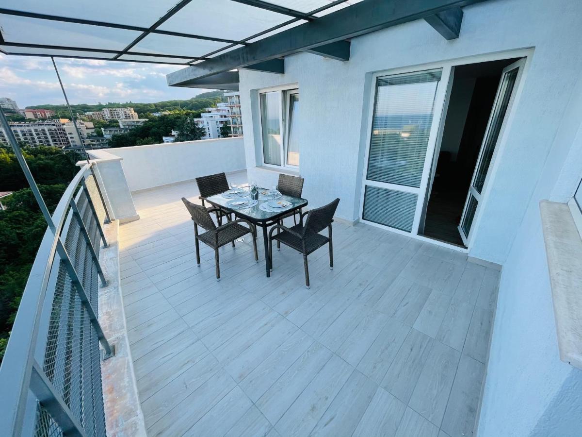 Sea Тerrace Aquamarine Apartman Aranyhomok Kültér fotó